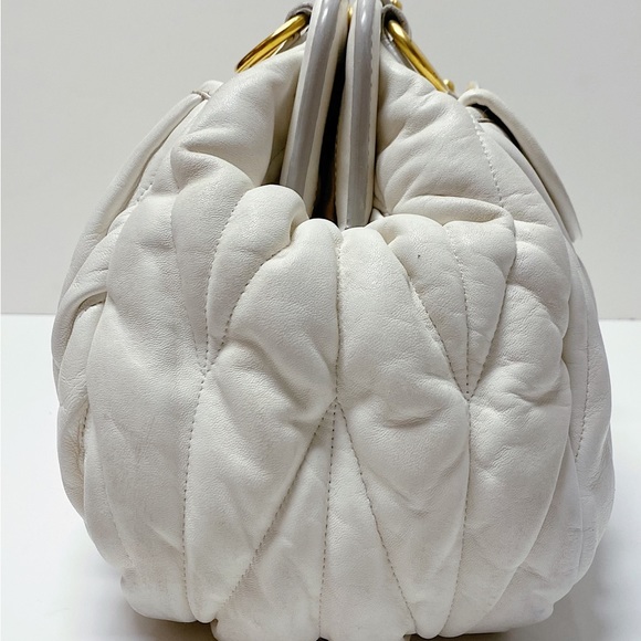 Miu Miu Matelassé Ivory Cream Gold Nappa Leather Large Pouch Clutch Bag Italy - Picture 5 of 13